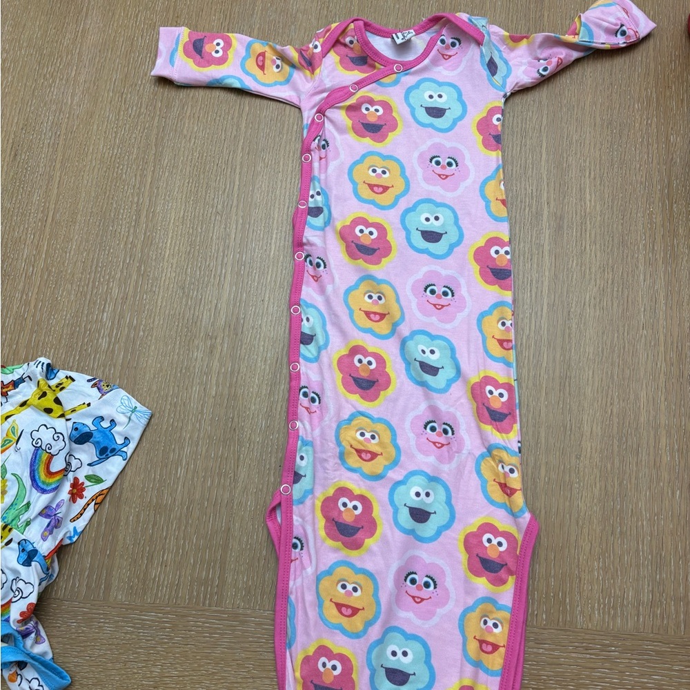 Abby and pals newborn knotted gown